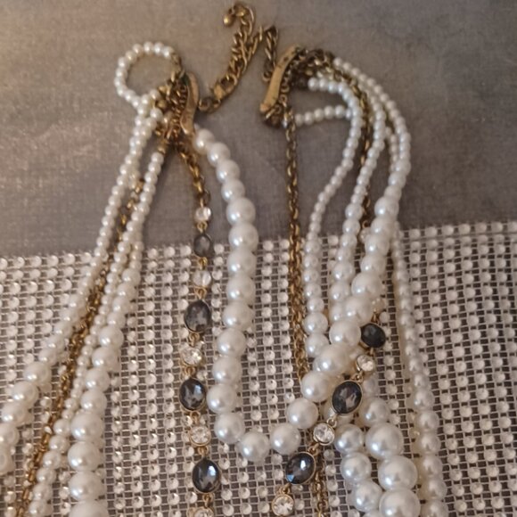 A New Day Long Dangly Pearl/Gold Layered Statement Necklace -adjustable Clasp. - Picture 2 of 2